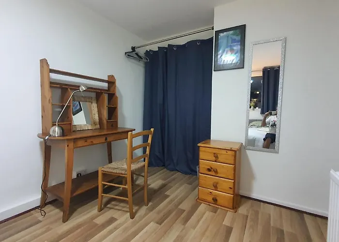 Limehouse Guest House Central East London